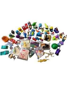 Huge lot of vintage fast food meal toys